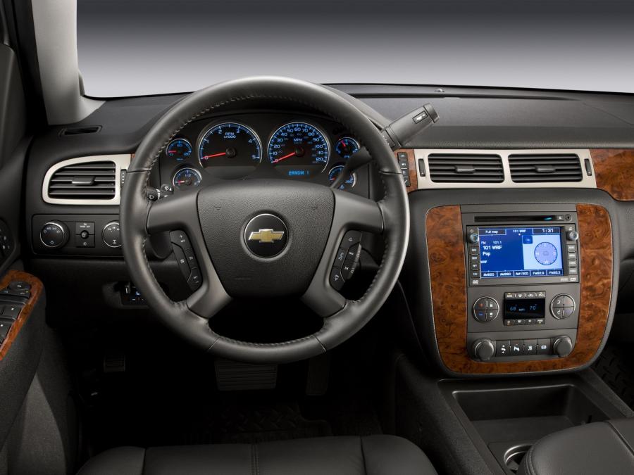  Chevrolet Silverado 2500 HD Z71 Crew Cab 2010 года  (фото 12 из 14)